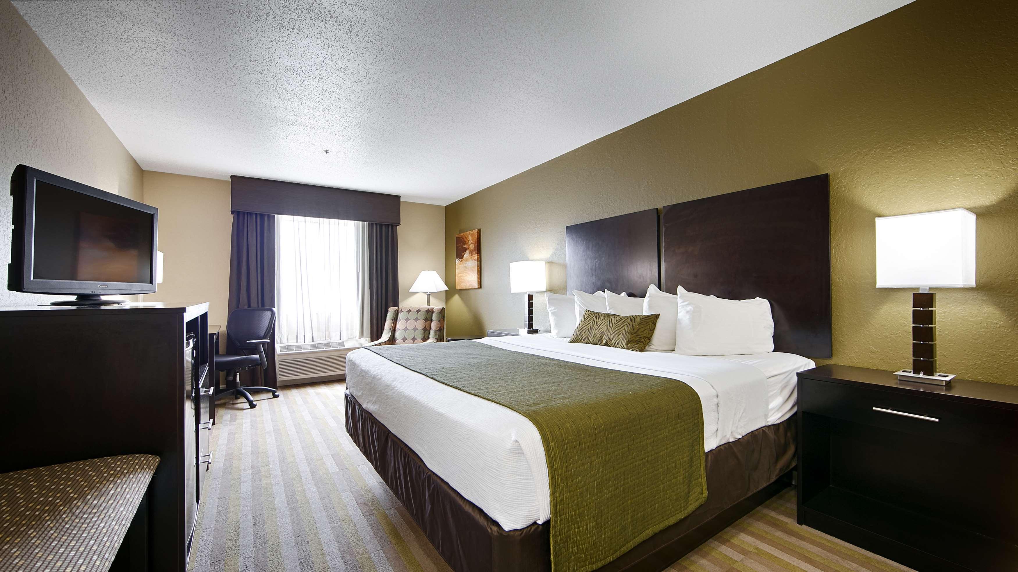 Best Western Norwalk Exterior photo