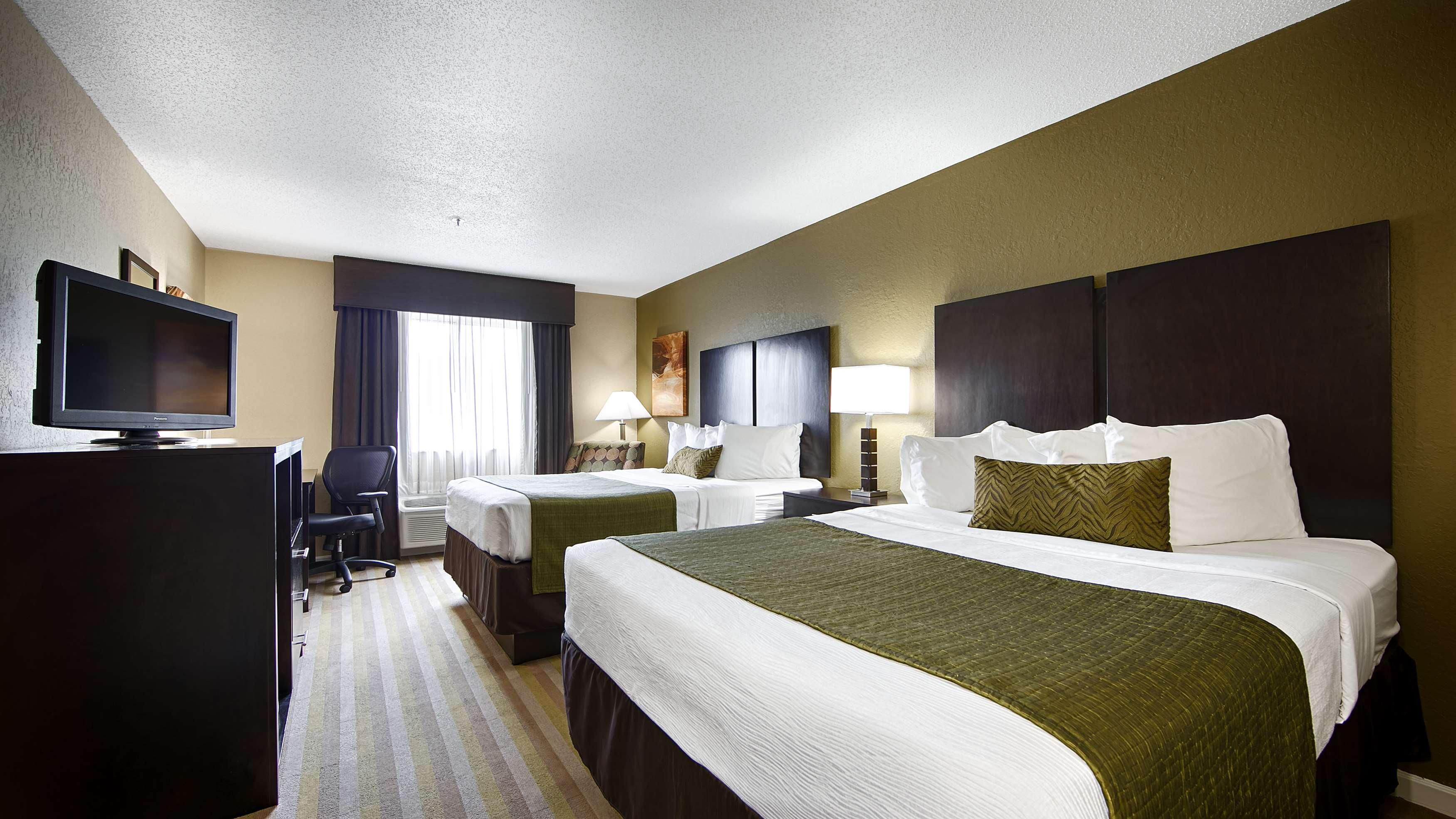 Best Western Norwalk Exterior photo