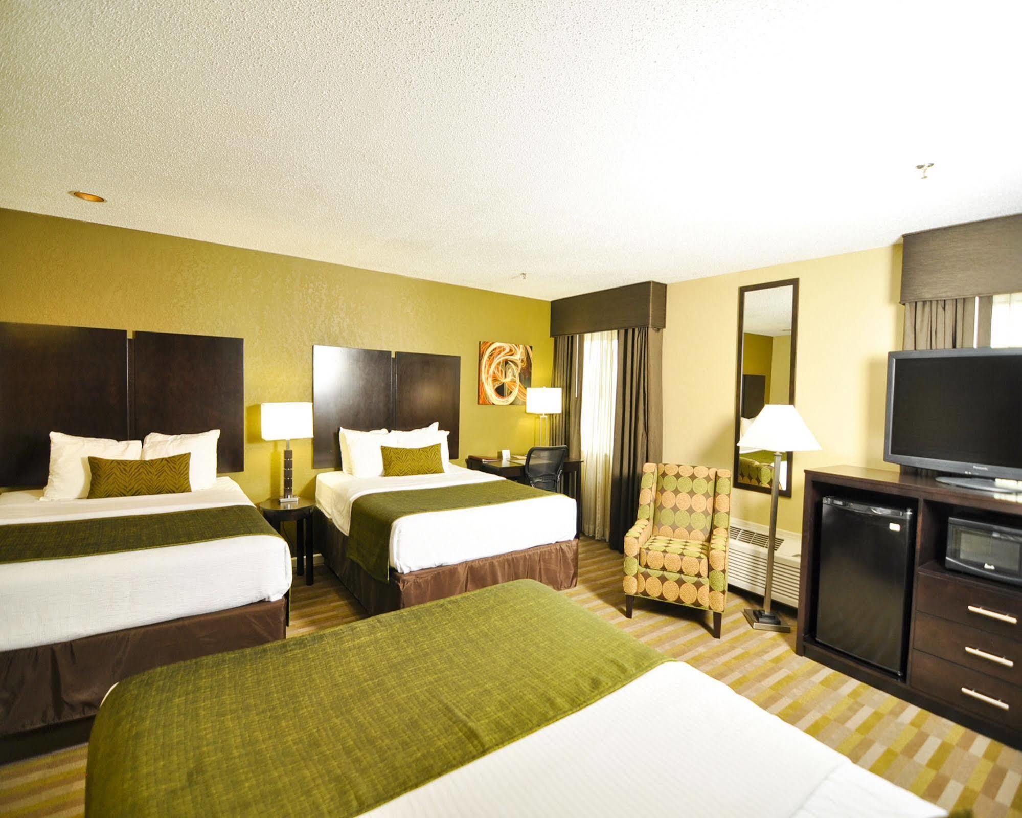 Best Western Norwalk Exterior photo