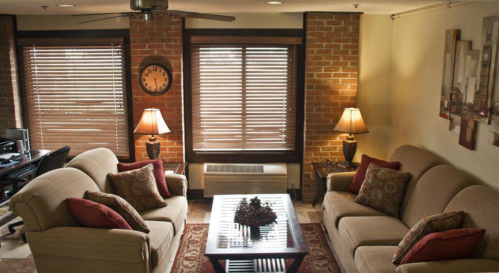 Best Western Norwalk Exterior photo